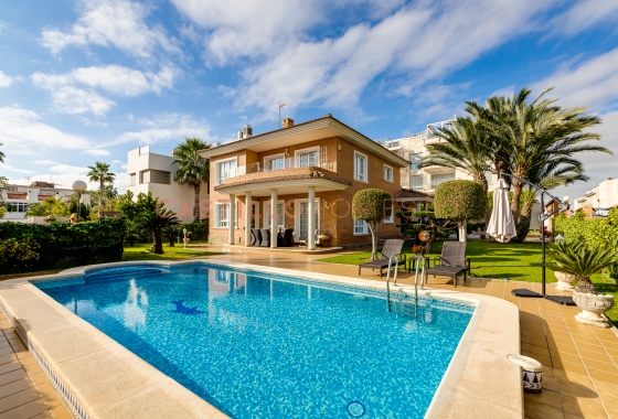 Adosado - Reventa - Torrevieja - La Veleta