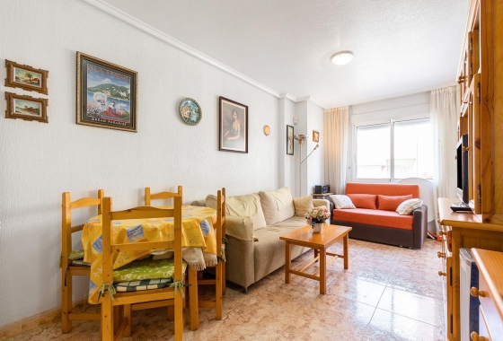 Apartamento / piso - Reventa - Torrevieja - Estacion De Autobuses