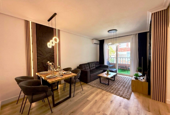 Apartamento / piso - Reventa - Torrevieja - Playa del Cura