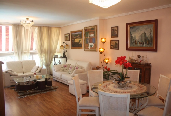 Apartment / flat - Resale - Benidorm - Costa Blanca