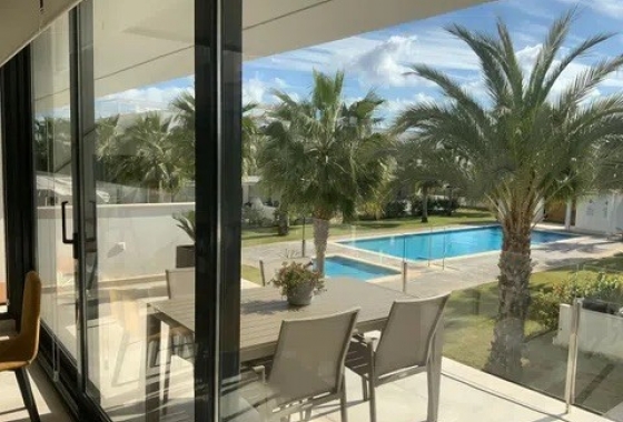 Apartment / flat - Resale - Mar de Cristal - Mar de Cristal