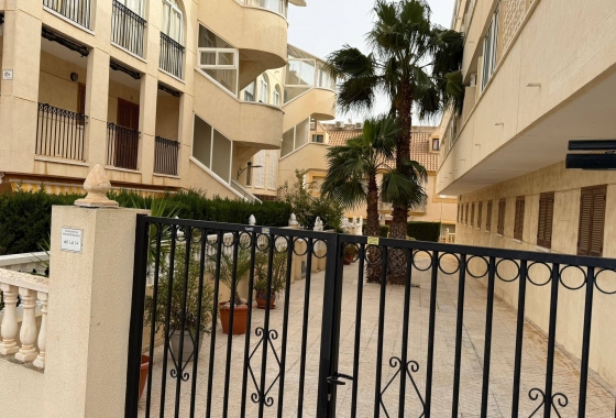Apartment / flat - Resale - Orihuela Costa - La Regia
