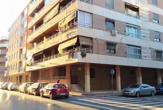 Apartment / flat - Resale - Torrevieja - Acequion