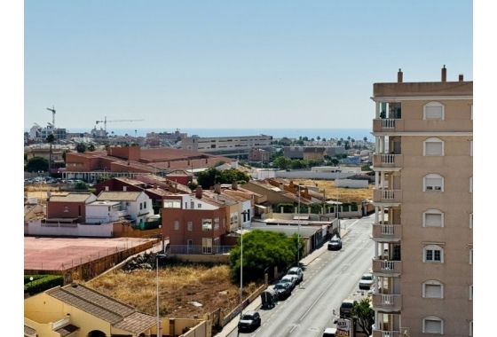 Apartment / flat - Resale - Torrevieja - Aguas nuevas 1