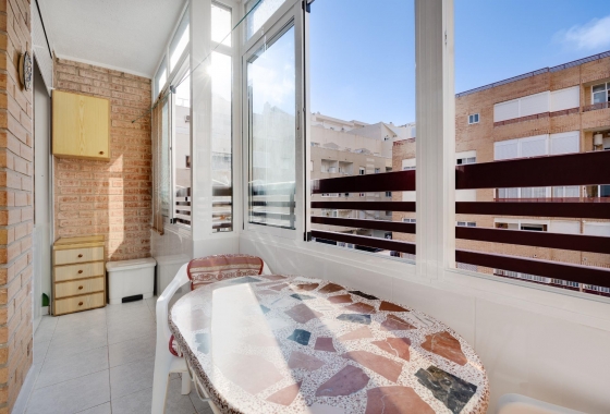 Apartment / flat - Resale - Torrevieja - Centro