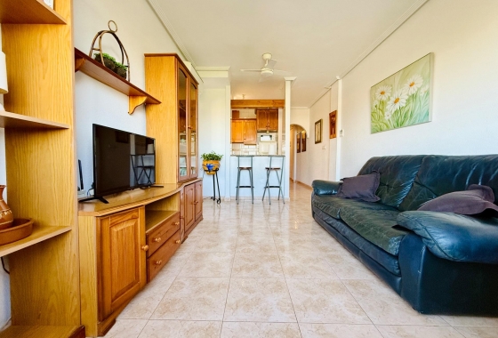 Apartment / flat - Resale - Torrevieja - Centro