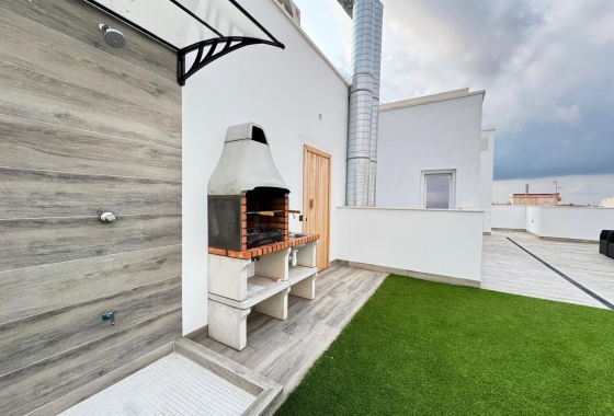 Apartment / flat - Resale - Torrevieja - Centro