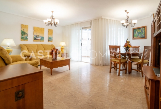 Apartment / flat - Resale - Torrevieja - Centro