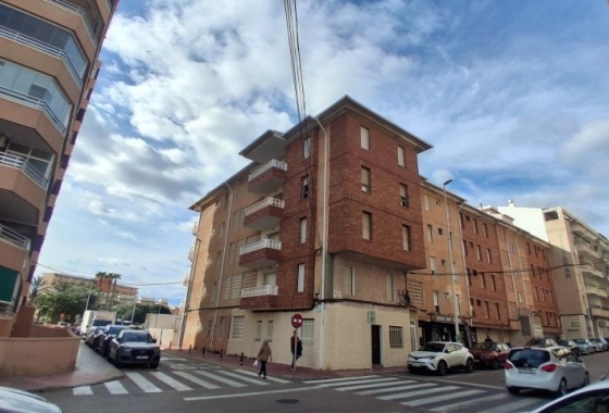 Apartment / flat - Resale - Torrevieja - Costa Blanca