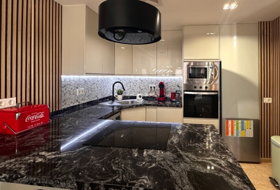 Apartment / flat - Resale - Torrevieja - Costa Blanca