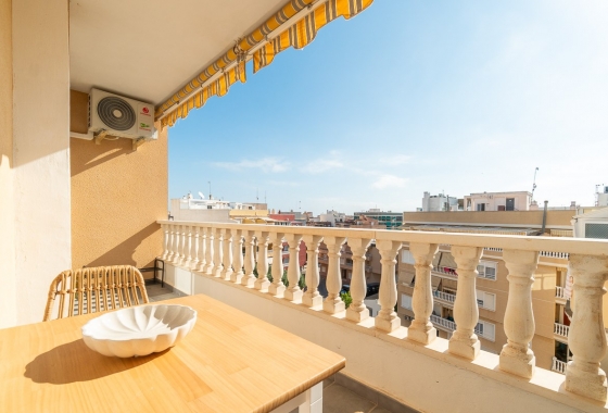 Apartment / flat - Resale - Torrevieja - Costa Blanca