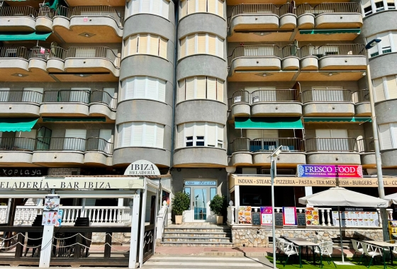 Apartment / flat - Resale - Torrevieja - Costa Blanca