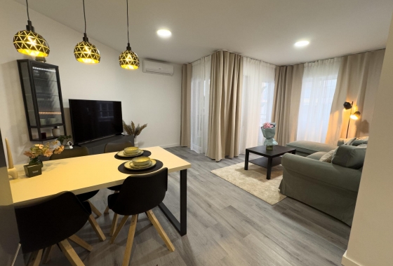 Apartment / flat - Resale - Torrevieja - Curva Del Palangre