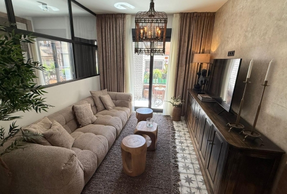 Apartment / flat - Resale - Torrevieja - Estacion De Autobuses