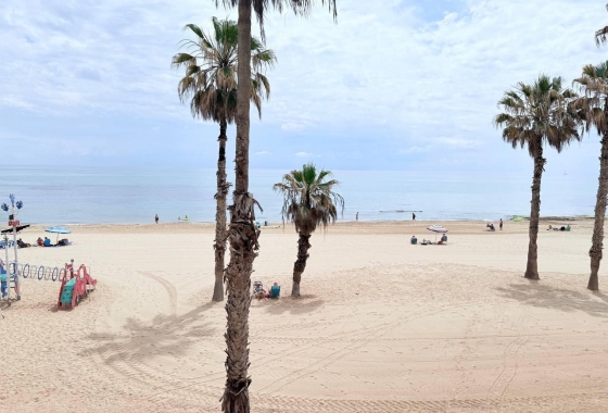 Apartment / flat - Resale - Torrevieja - La Mata