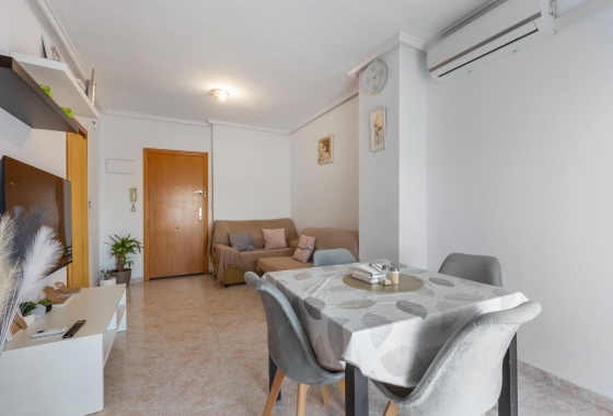 Apartment / flat - Resale - Torrevieja - Nueva Torrevieja