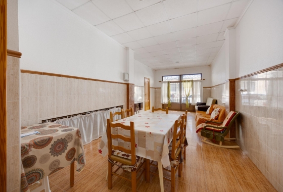 Apartment / flat - Resale - Torrevieja - Paseo Maritimo
