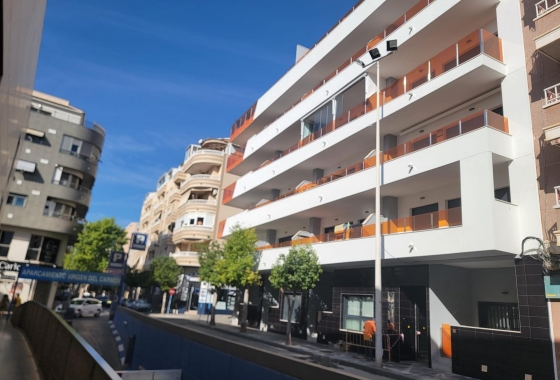 Apartment / flat - Resale - Torrevieja - Playa del Cura