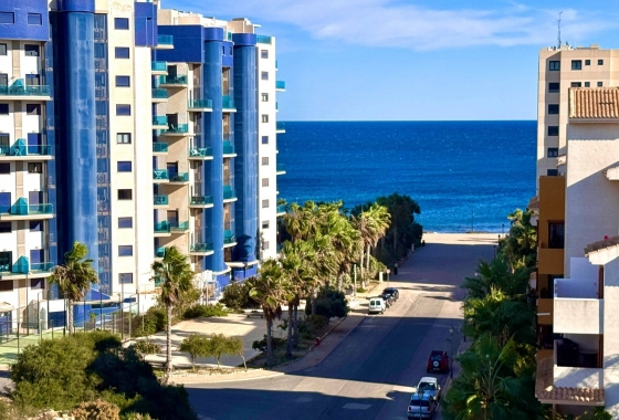Apartment / flat - Resale - Torrevieja - Punta Prima
