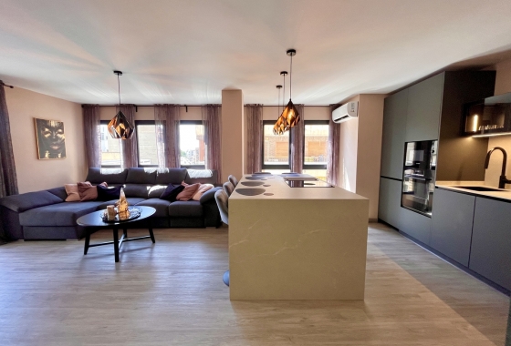 Appartement / flat - Herverkoop - Almoradí - Inland