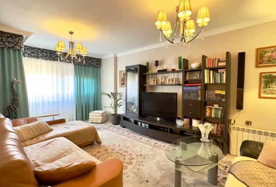 Appartement / flat - Herverkoop - Torrevieja - Centro