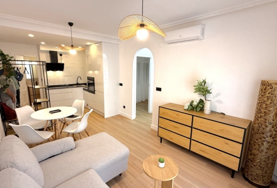 Appartement / flat - Herverkoop - Torrevieja - Costa Blanca