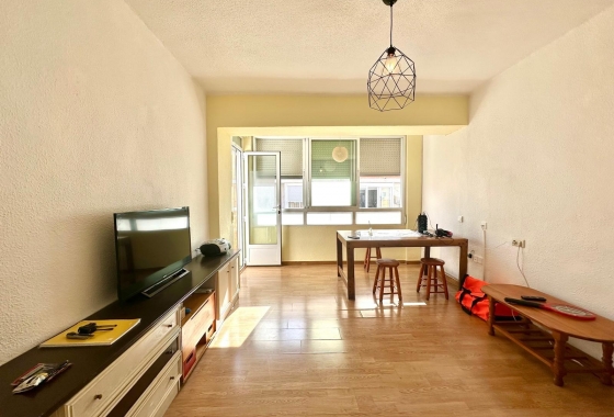 Appartement / flat - Herverkoop - Torrevieja - Estacion De Autobuses