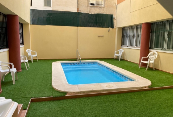Appartement / flat - Herverkoop - Torrevieja - Estacion De Autobuses