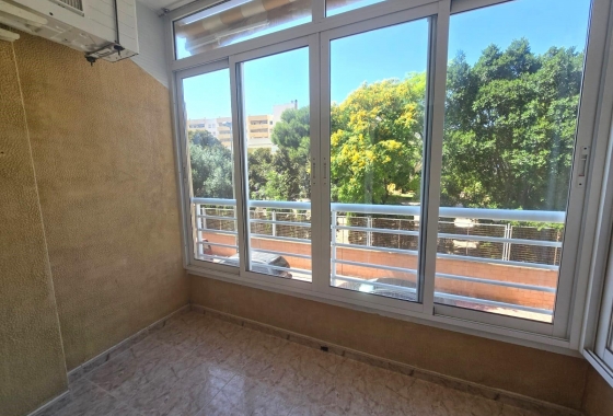 Appartement / flat - Herverkoop - Torrevieja - Habaneras