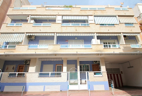 Appartement / flat - Herverkoop - Torrevieja - Las Piscinas Naturales