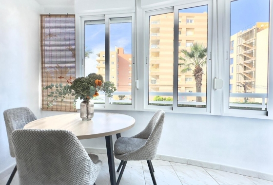 Appartement / flat - Herverkoop - Torrevieja - Nueva Torrevieja - Aguas Nuevas