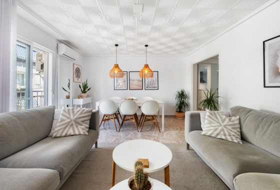 Appartement / flat - Herverkoop - Torrevieja - Playa del Cura