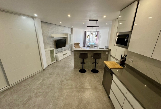 Appartement - Revente - Torrevieja - Puerto Deportivo