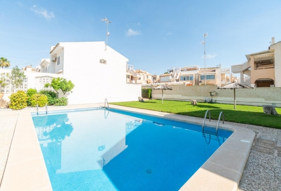 Bungalow - Herverkoop - Torrevieja - Los Frutales