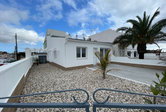 Bungalow - Resale - Ciudad Quesada - MCO-31294