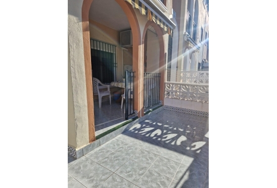 Bungalow - Resale - Torrevieja - Playa De Los Naufragos