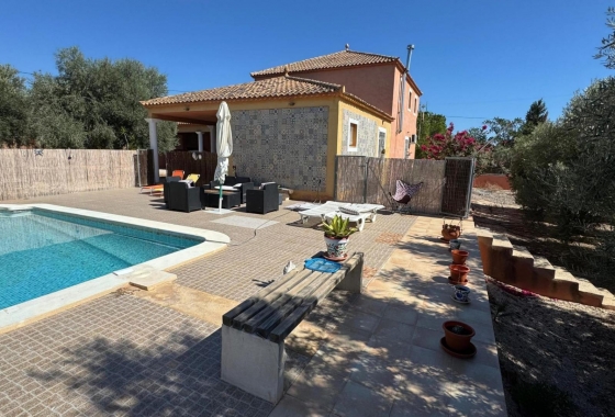 Finca - Återförsäljning - Albatera - MCO-12953
