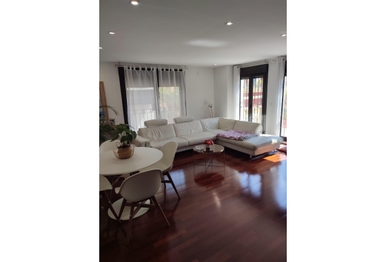 Квартира - Перепродажа - Orihuela - Zona Centro