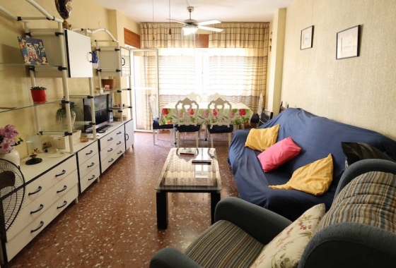 Квартира - Перепродажа - Torrevieja - CAH-30222