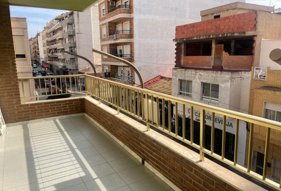 Квартира - Перепродажа - Torrevieja - Centro