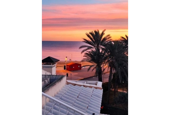 Квартира - Перепродажа - Torrevieja - Playa de los Locos