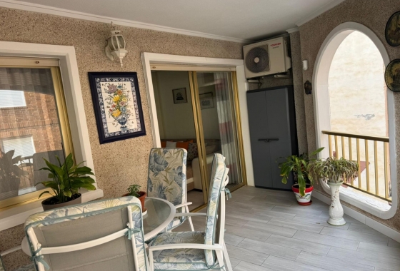 Квартира - Перепродажа - Torrevieja - Playa de los Locos