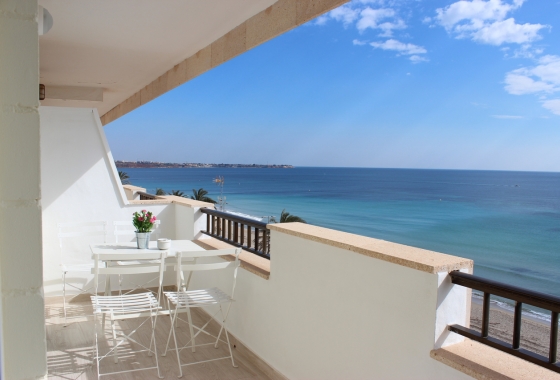Lägenhet / lägenhet - Återförsäljning - Mil Palmeras - Costa Blanca