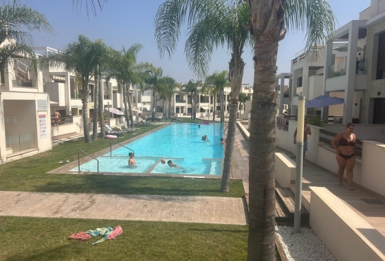 Lägenhet / lägenhet - Återförsäljning - Torrevieja - AMAY Urbanisation