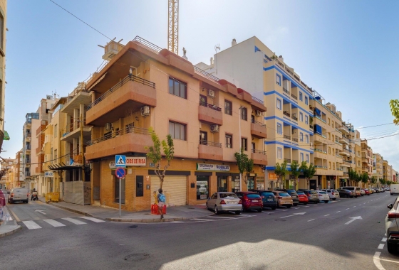 Lägenhet / lägenhet - Återförsäljning - Torrevieja - Centro