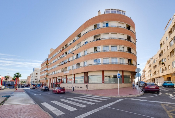 Lägenhet / lägenhet - Återförsäljning - Torrevieja - Centro