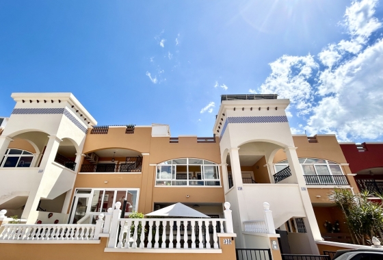 Lägenhet / lägenhet - Återförsäljning - Torrevieja - Costa Blanca