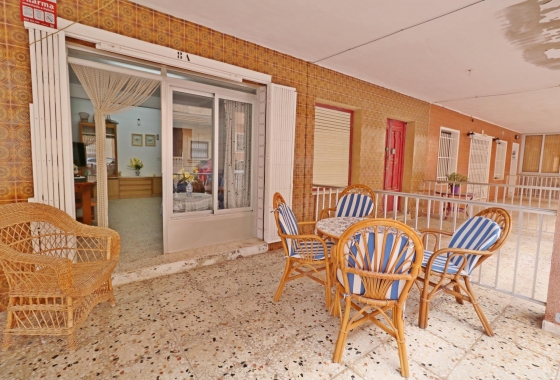 Lägenhet / lägenhet - Återförsäljning - Torrevieja - La Mata Pueblo