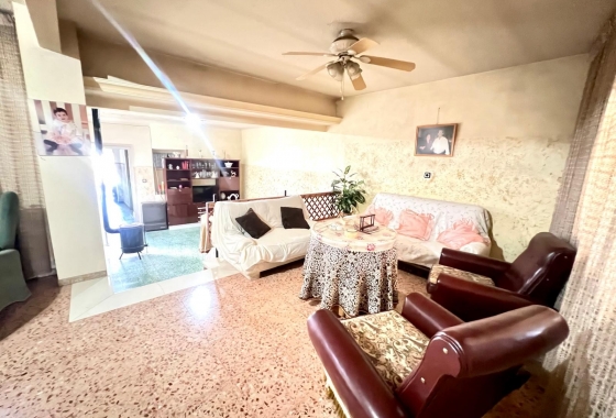 Maison de ville - Revente - Pinoso - Inland