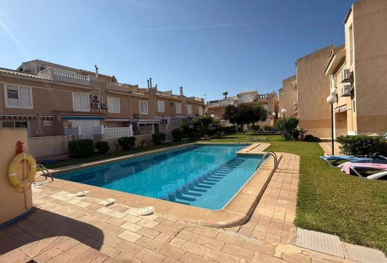 Radhus - Återförsäljning - Torrevieja - 